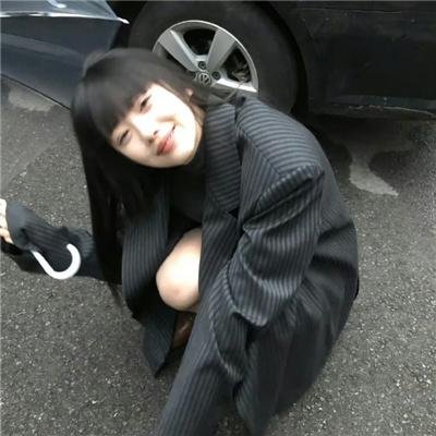 马路对面的房子